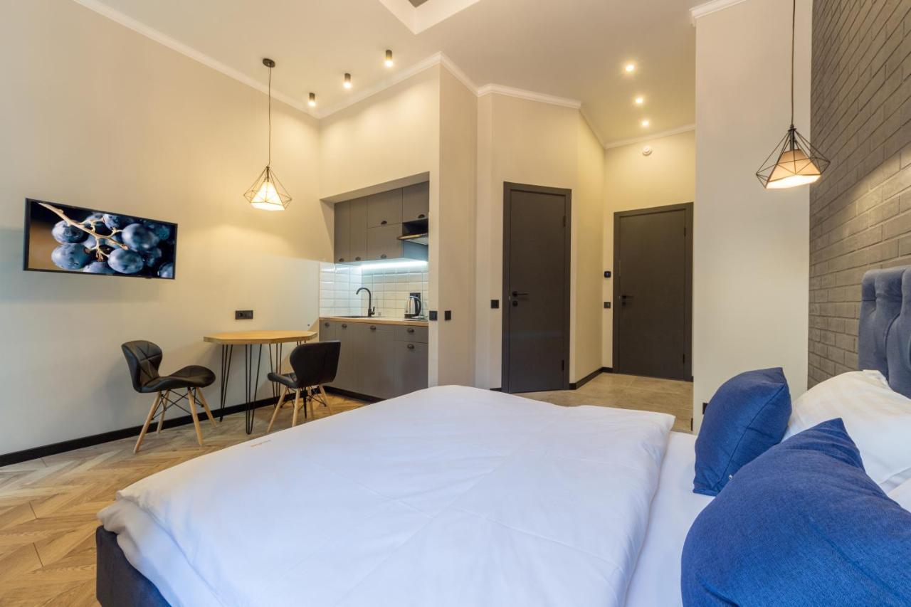 Dayflat Apartments Maidan Area Киев Екстериор снимка