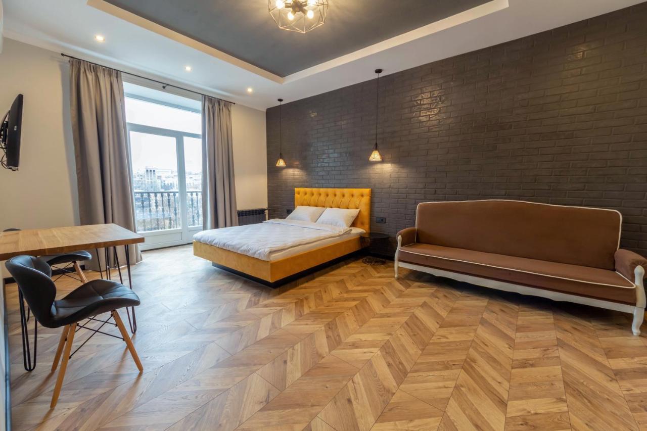 Dayflat Apartments Maidan Area Киев Екстериор снимка