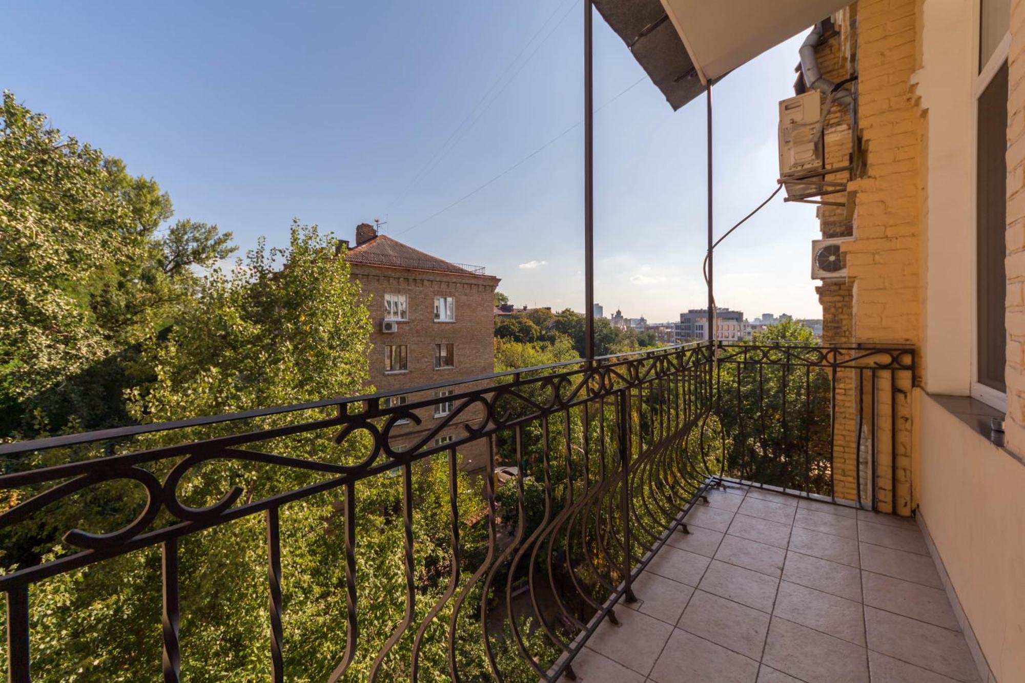 Dayflat Apartments Maidan Area Киев Екстериор снимка