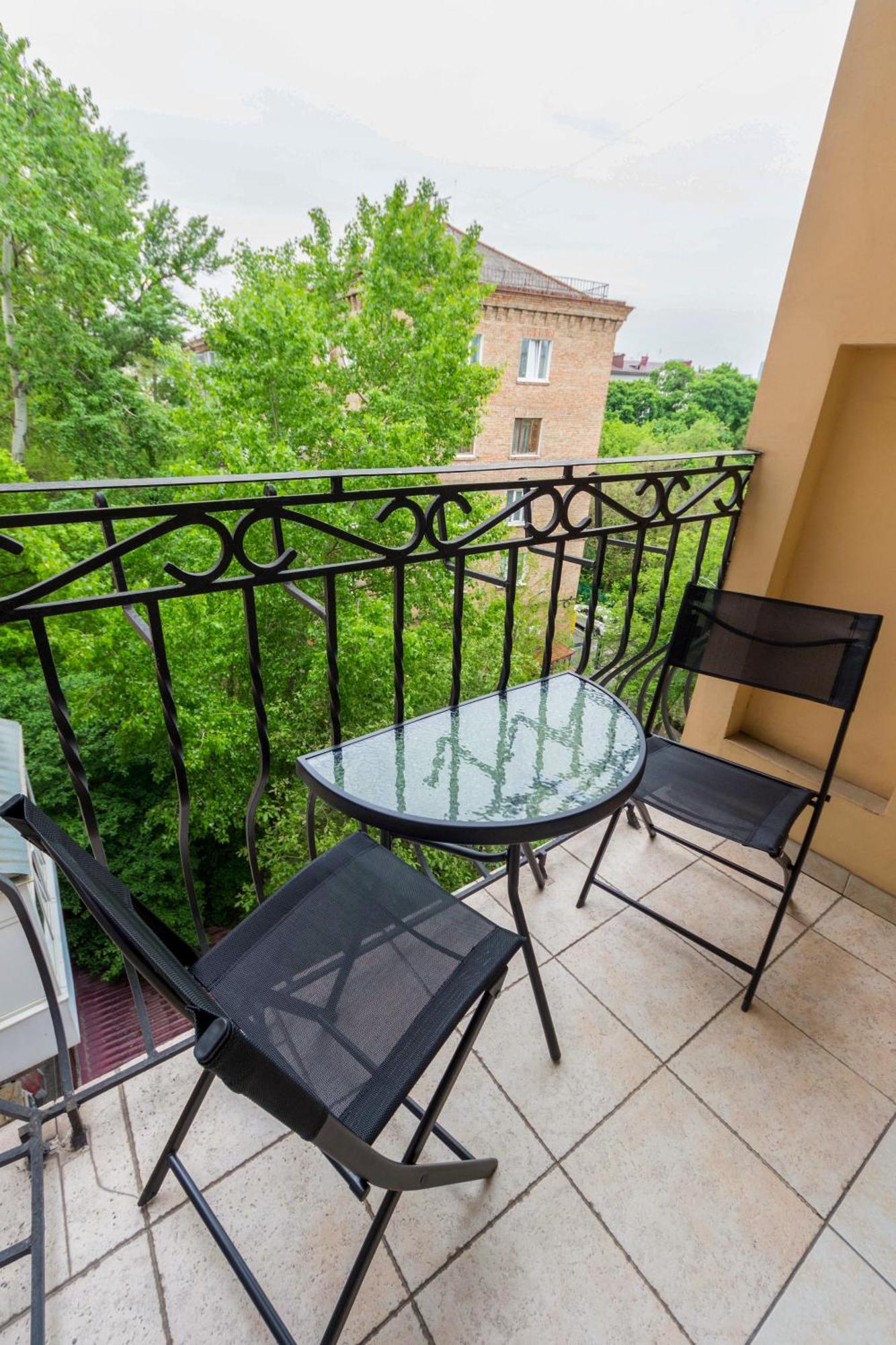 Dayflat Apartments Maidan Area Киев Екстериор снимка